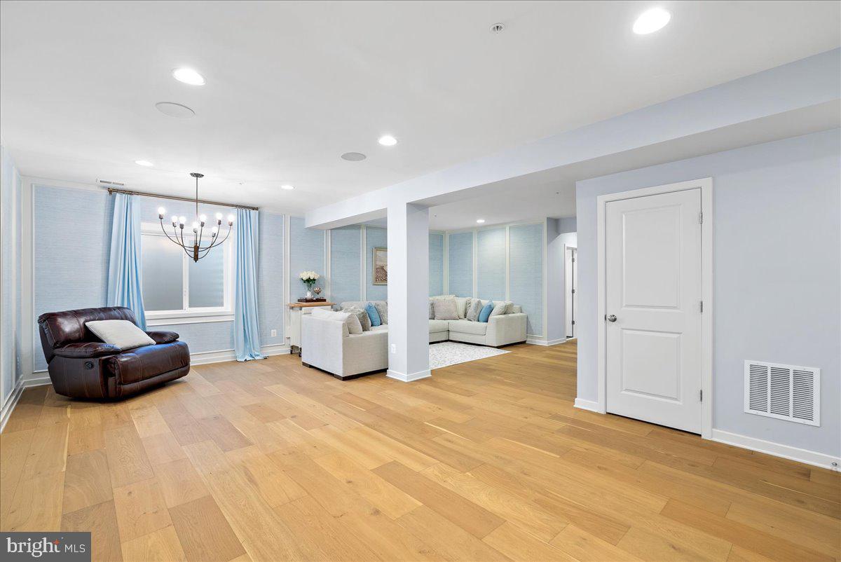 42104 CREIGHTON RD, ASHBURN, Virginia 20148, 6 Bedrooms Bedrooms, ,4 BathroomsBathrooms,Residential,For sale,42104 CREIGHTON RD,VALO2114598 MLS # VALO2114598