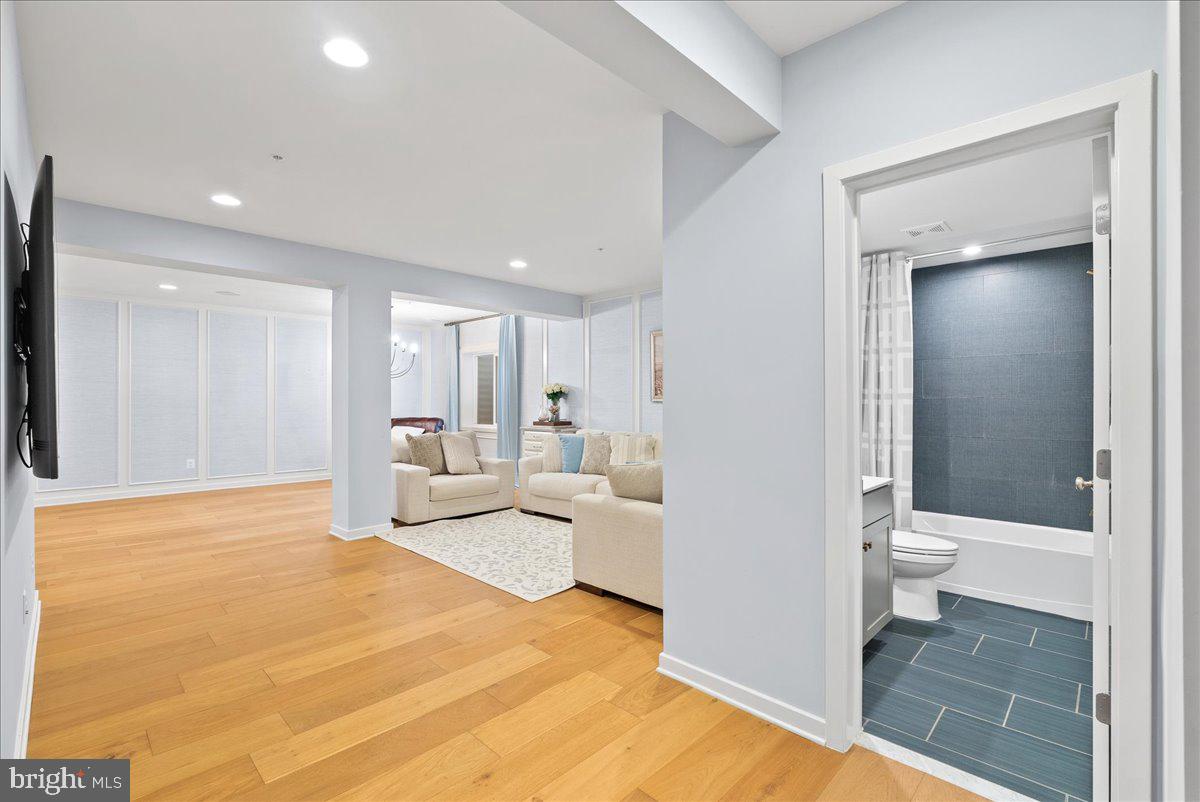 42104 CREIGHTON RD, ASHBURN, Virginia 20148, 6 Bedrooms Bedrooms, ,4 BathroomsBathrooms,Residential,For sale,42104 CREIGHTON RD,VALO2114598 MLS # VALO2114598