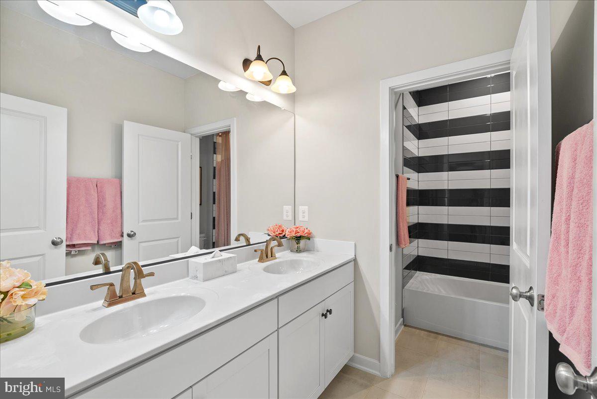 42104 CREIGHTON RD, ASHBURN, Virginia 20148, 6 Bedrooms Bedrooms, ,4 BathroomsBathrooms,Residential,For sale,42104 CREIGHTON RD,VALO2114598 MLS # VALO2114598