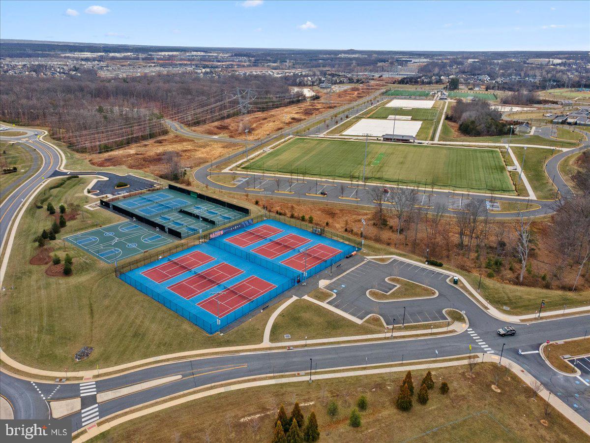 42104 CREIGHTON RD, ASHBURN, Virginia 20148, 6 Bedrooms Bedrooms, ,4 BathroomsBathrooms,Residential,For sale,42104 CREIGHTON RD,VALO2114598 MLS # VALO2114598