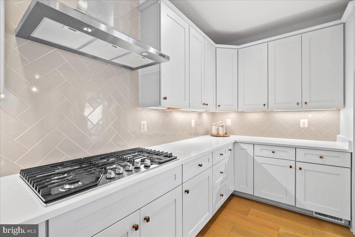 42104 CREIGHTON RD, ASHBURN, Virginia 20148, 6 Bedrooms Bedrooms, ,4 BathroomsBathrooms,Residential,For sale,42104 CREIGHTON RD,VALO2114598 MLS # VALO2114598