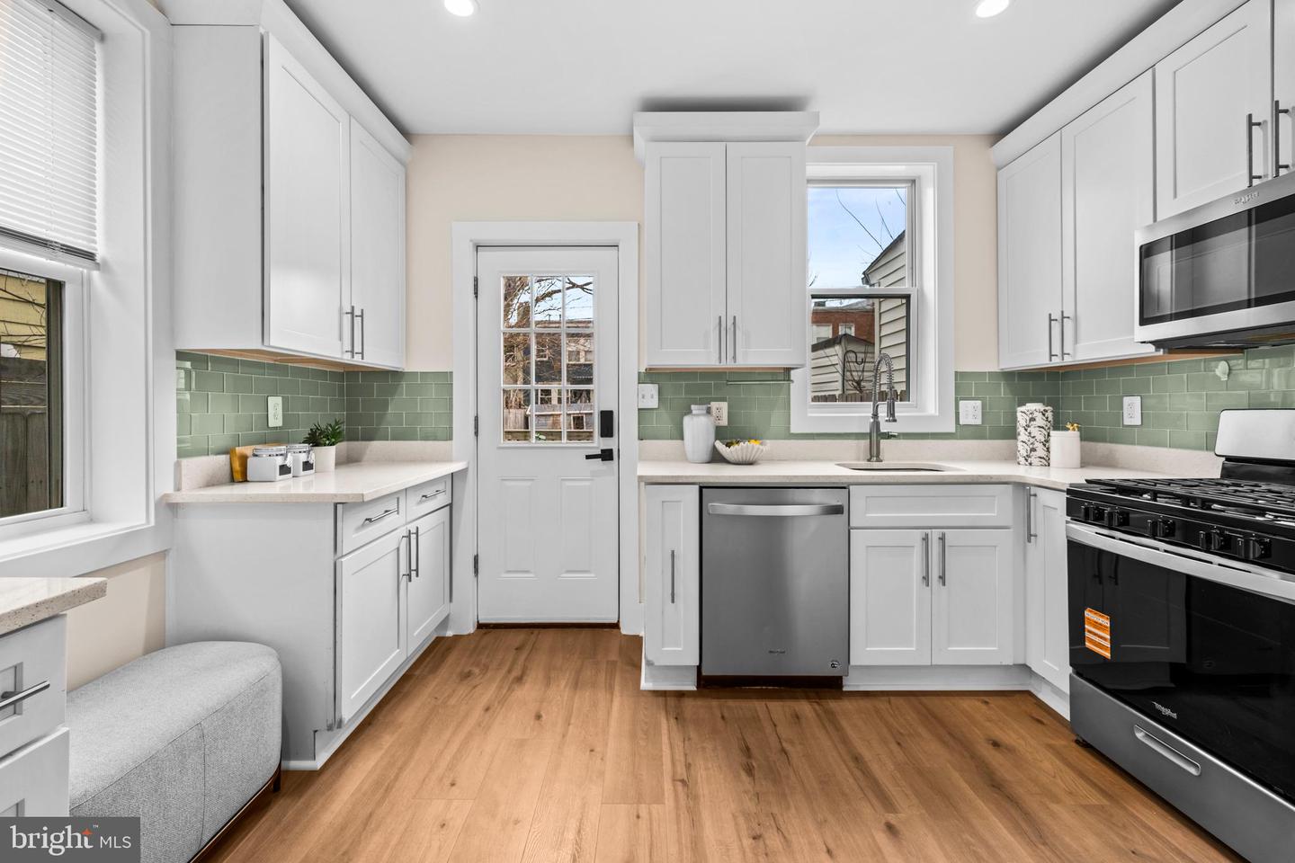 1742 L ST NE, WASHINGTON, District Of Columbia 20002, 2 Bedrooms Bedrooms, ,1 BathroomBathrooms,Residential,For sale,1742 L ST NE,DCDC2243140 MLS # DCDC2243140