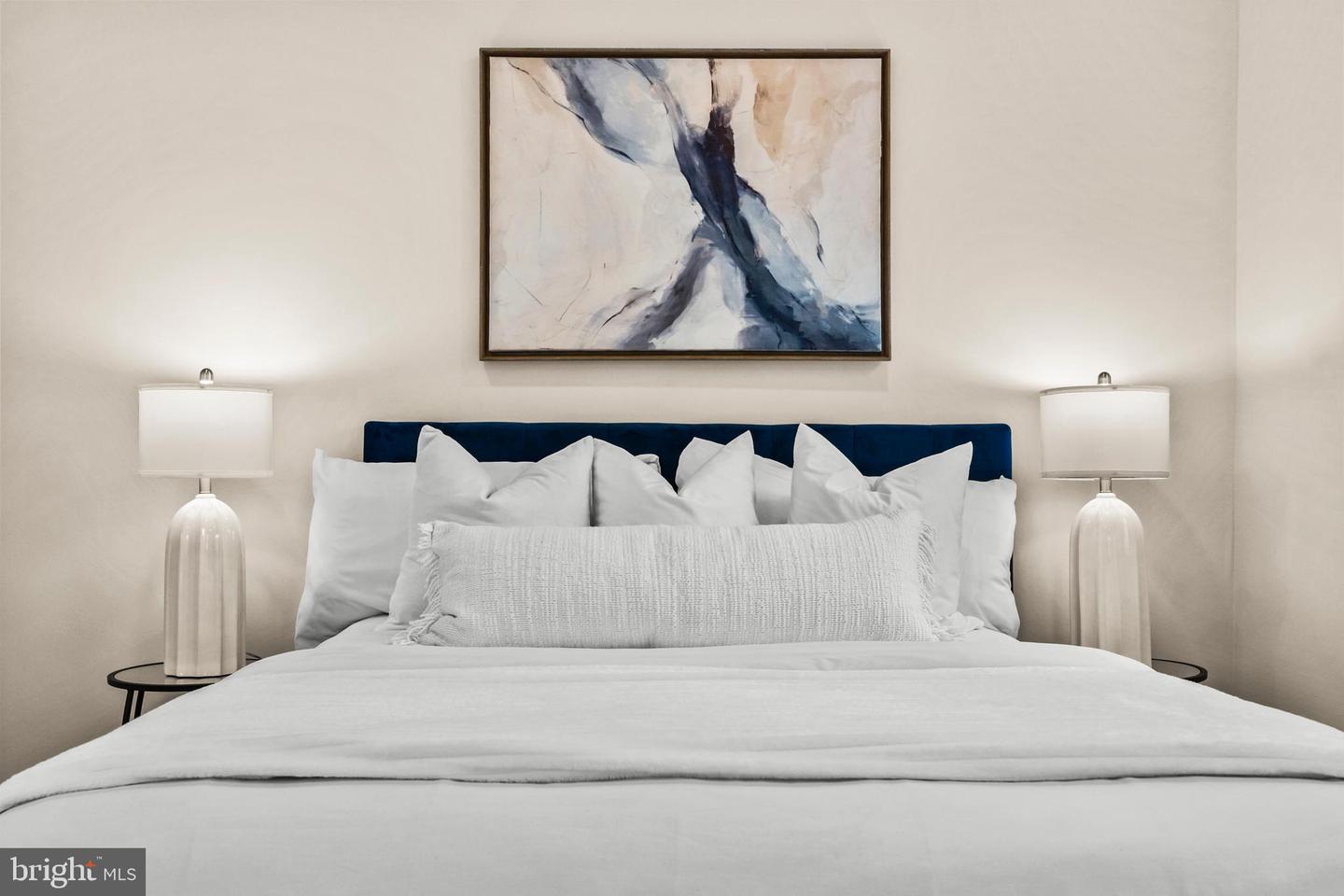 1742 L ST NE, WASHINGTON, District Of Columbia 20002, 2 Bedrooms Bedrooms, ,1 BathroomBathrooms,Residential,For sale,1742 L ST NE,DCDC2243140 MLS # DCDC2243140