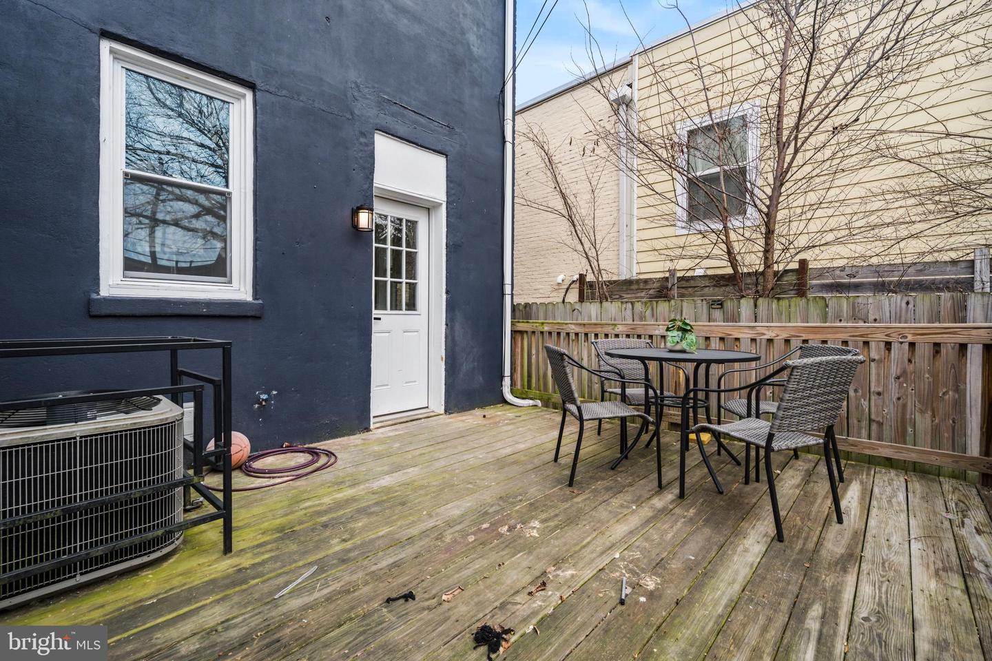 1742 L ST NE, WASHINGTON, District Of Columbia 20002, 2 Bedrooms Bedrooms, ,1 BathroomBathrooms,Residential,For sale,1742 L ST NE,DCDC2243140 MLS # DCDC2243140