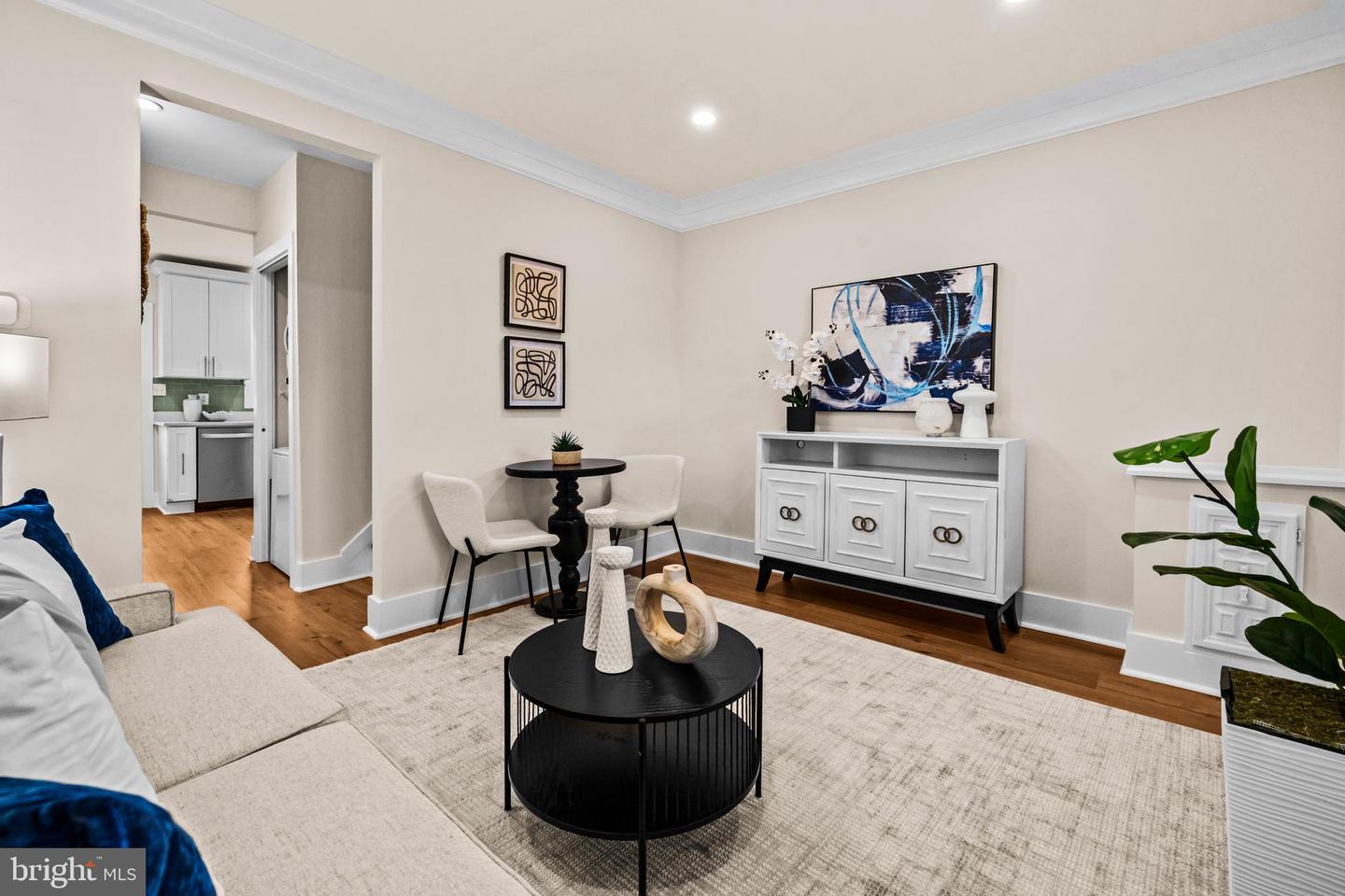 1742 L ST NE, WASHINGTON, District Of Columbia 20002, 2 Bedrooms Bedrooms, ,1 BathroomBathrooms,Residential,For sale,1742 L ST NE,DCDC2243140 MLS # DCDC2243140