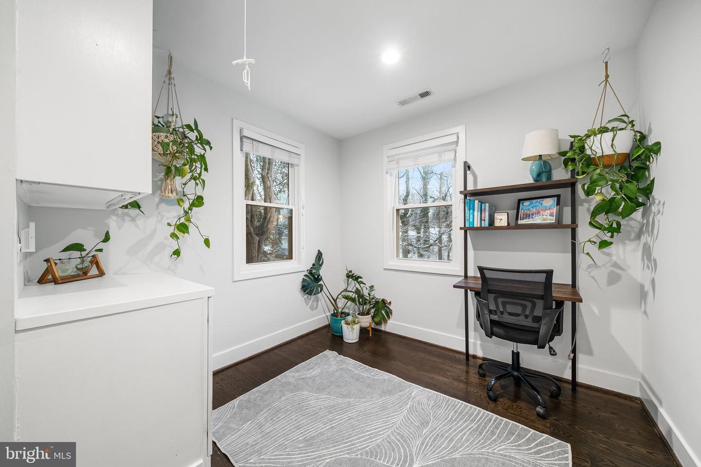 1433 FORT STEVENS DR NW, WASHINGTON, District Of Columbia 20011, 4 Bedrooms Bedrooms, ,3 BathroomsBathrooms,Residential,For sale,1433 FORT STEVENS DR NW,DCDC2243150 MLS # DCDC2243150