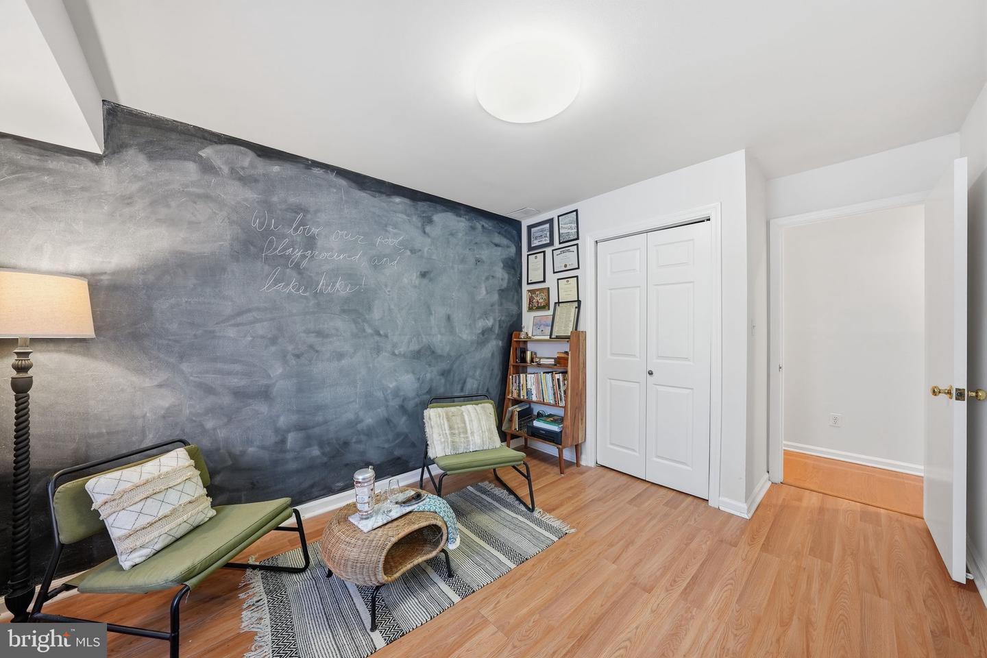 8231-K KINGS CHARTER LN #108, SPRINGFIELD, Virginia 22152, 3 Bedrooms Bedrooms, ,2 BathroomsBathrooms,Residential,For sale,8231-K KINGS CHARTER LN #108,VAFX2287614 MLS # VAFX2287614