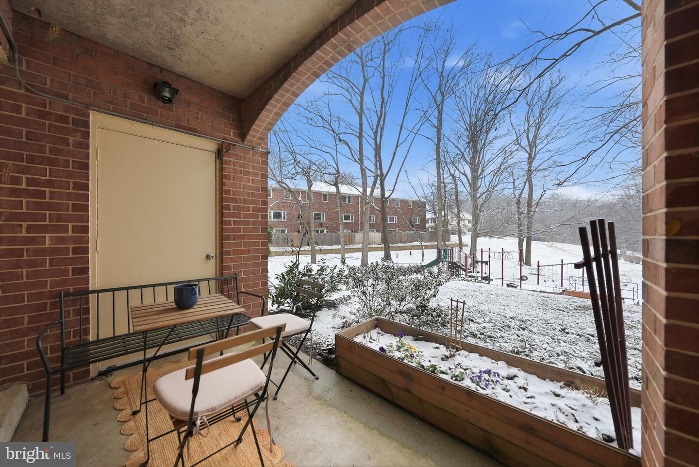 8231-K KINGS CHARTER LN #108, SPRINGFIELD, Virginia 22152, 3 Bedrooms Bedrooms, ,2 BathroomsBathrooms,Residential,For sale,8231-K KINGS CHARTER LN #108,VAFX2287614 MLS # VAFX2287614