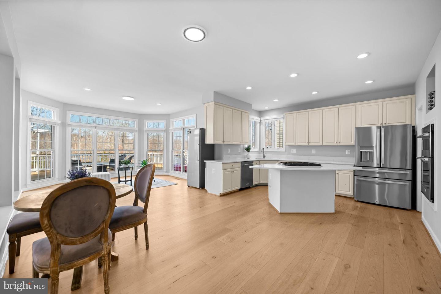 12090 GREATBRIDGE RD, WOODBRIDGE, Virginia 22192, 6 Bedrooms Bedrooms, ,4 BathroomsBathrooms,Residential,For sale,12090 GREATBRIDGE RD,VAPW2111372 MLS # VAPW2111372