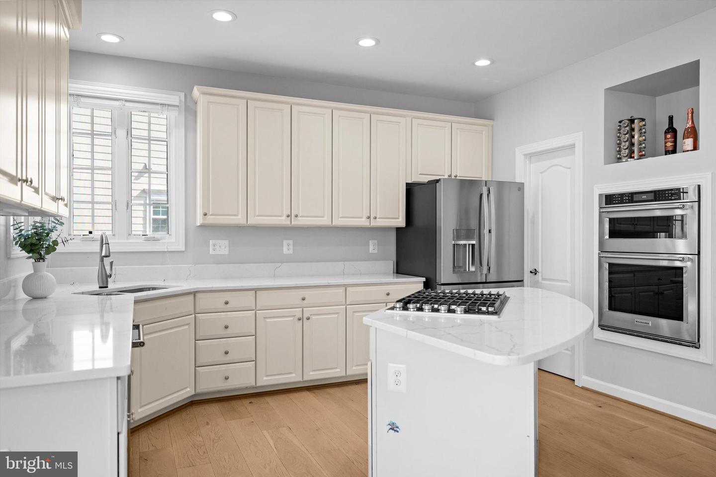 12090 GREATBRIDGE RD, WOODBRIDGE, Virginia 22192, 6 Bedrooms Bedrooms, ,4 BathroomsBathrooms,Residential,For sale,12090 GREATBRIDGE RD,VAPW2111372 MLS # VAPW2111372