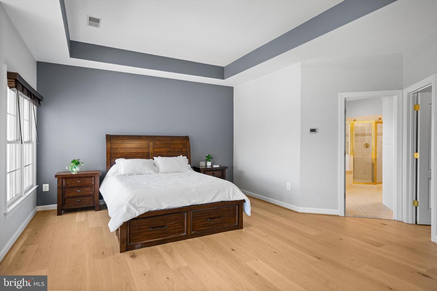 12090 GREATBRIDGE RD, WOODBRIDGE, Virginia 22192, 6 Bedrooms Bedrooms, ,4 BathroomsBathrooms,Residential,For sale,12090 GREATBRIDGE RD,VAPW2111372 MLS # VAPW2111372