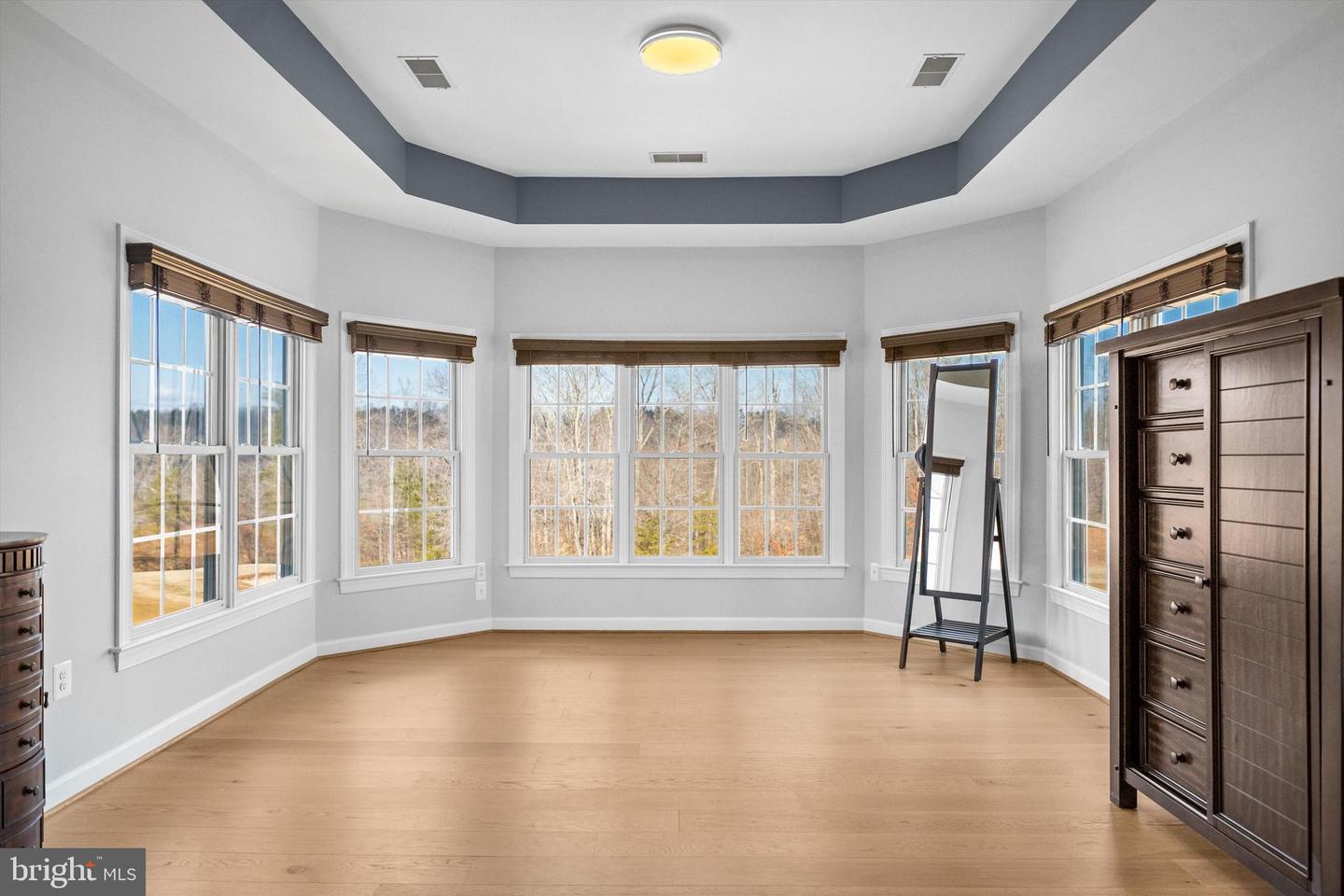 12090 GREATBRIDGE RD, WOODBRIDGE, Virginia 22192, 6 Bedrooms Bedrooms, ,4 BathroomsBathrooms,Residential,For sale,12090 GREATBRIDGE RD,VAPW2111372 MLS # VAPW2111372