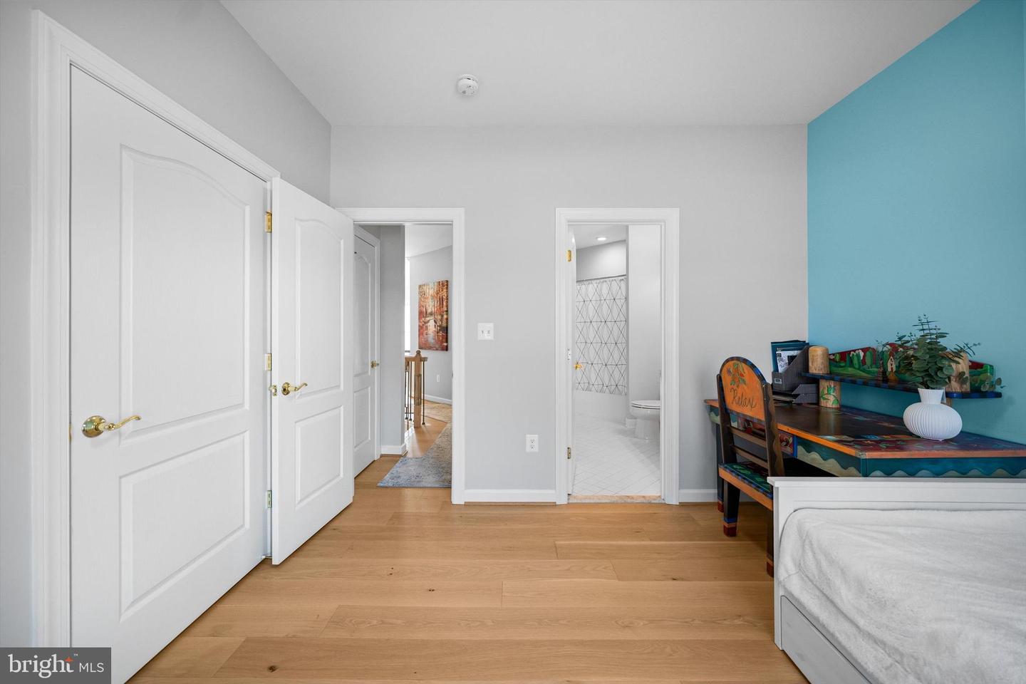 12090 GREATBRIDGE RD, WOODBRIDGE, Virginia 22192, 6 Bedrooms Bedrooms, ,4 BathroomsBathrooms,Residential,For sale,12090 GREATBRIDGE RD,VAPW2111372 MLS # VAPW2111372