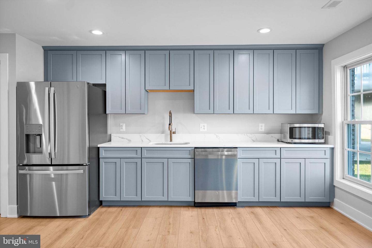 12090 GREATBRIDGE RD, WOODBRIDGE, Virginia 22192, 6 Bedrooms Bedrooms, ,4 BathroomsBathrooms,Residential,For sale,12090 GREATBRIDGE RD,VAPW2111372 MLS # VAPW2111372