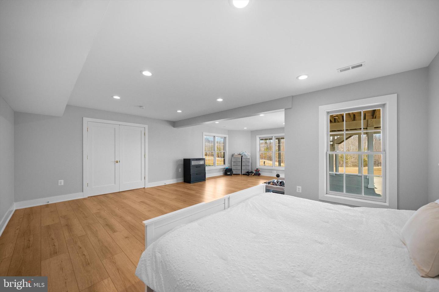 12090 GREATBRIDGE RD, WOODBRIDGE, Virginia 22192, 6 Bedrooms Bedrooms, ,4 BathroomsBathrooms,Residential,For sale,12090 GREATBRIDGE RD,VAPW2111372 MLS # VAPW2111372