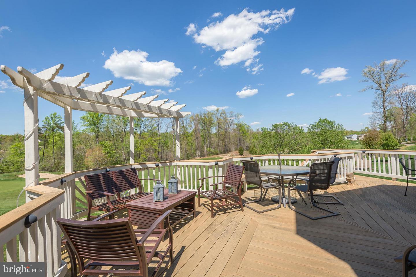 12090 GREATBRIDGE RD, WOODBRIDGE, Virginia 22192, 6 Bedrooms Bedrooms, ,4 BathroomsBathrooms,Residential,For sale,12090 GREATBRIDGE RD,VAPW2111372 MLS # VAPW2111372