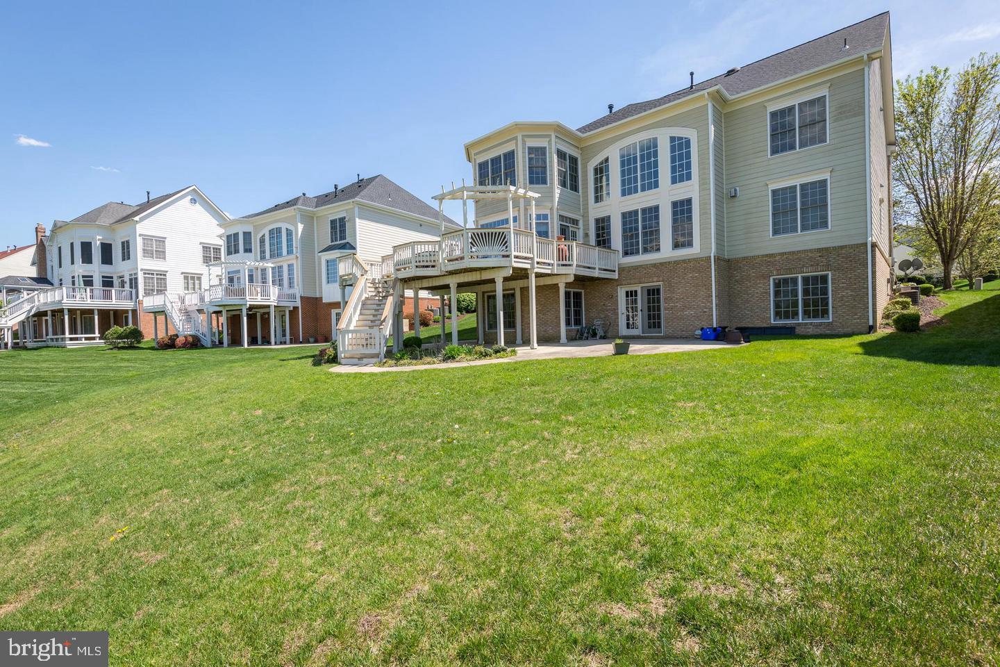 12090 GREATBRIDGE RD, WOODBRIDGE, Virginia 22192, 6 Bedrooms Bedrooms, ,4 BathroomsBathrooms,Residential,For sale,12090 GREATBRIDGE RD,VAPW2111372 MLS # VAPW2111372