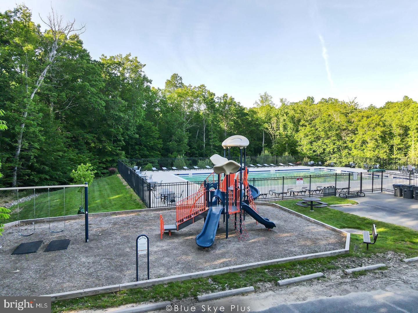 12090 GREATBRIDGE RD, WOODBRIDGE, Virginia 22192, 6 Bedrooms Bedrooms, ,4 BathroomsBathrooms,Residential,For sale,12090 GREATBRIDGE RD,VAPW2111372 MLS # VAPW2111372