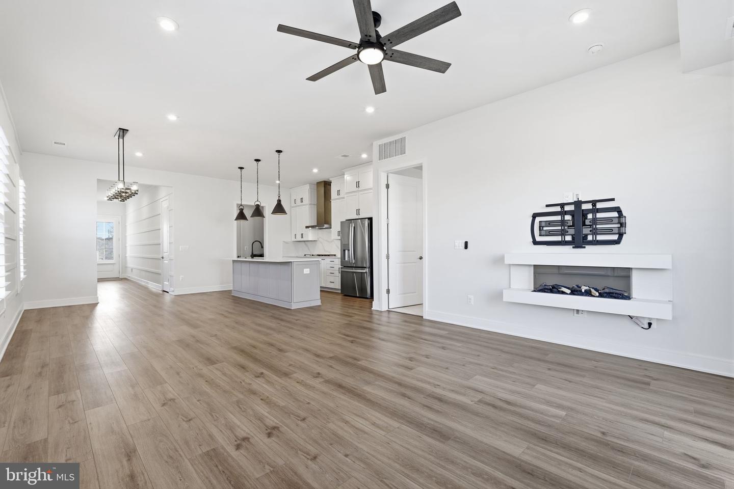 14679 GRAND CRU LOOP, GAINESVILLE, Virginia 20155, 4 Bedrooms Bedrooms, ,3 BathroomsBathrooms,Residential,For sale,14679 GRAND CRU LOOP,VAPW2111400 MLS # VAPW2111400