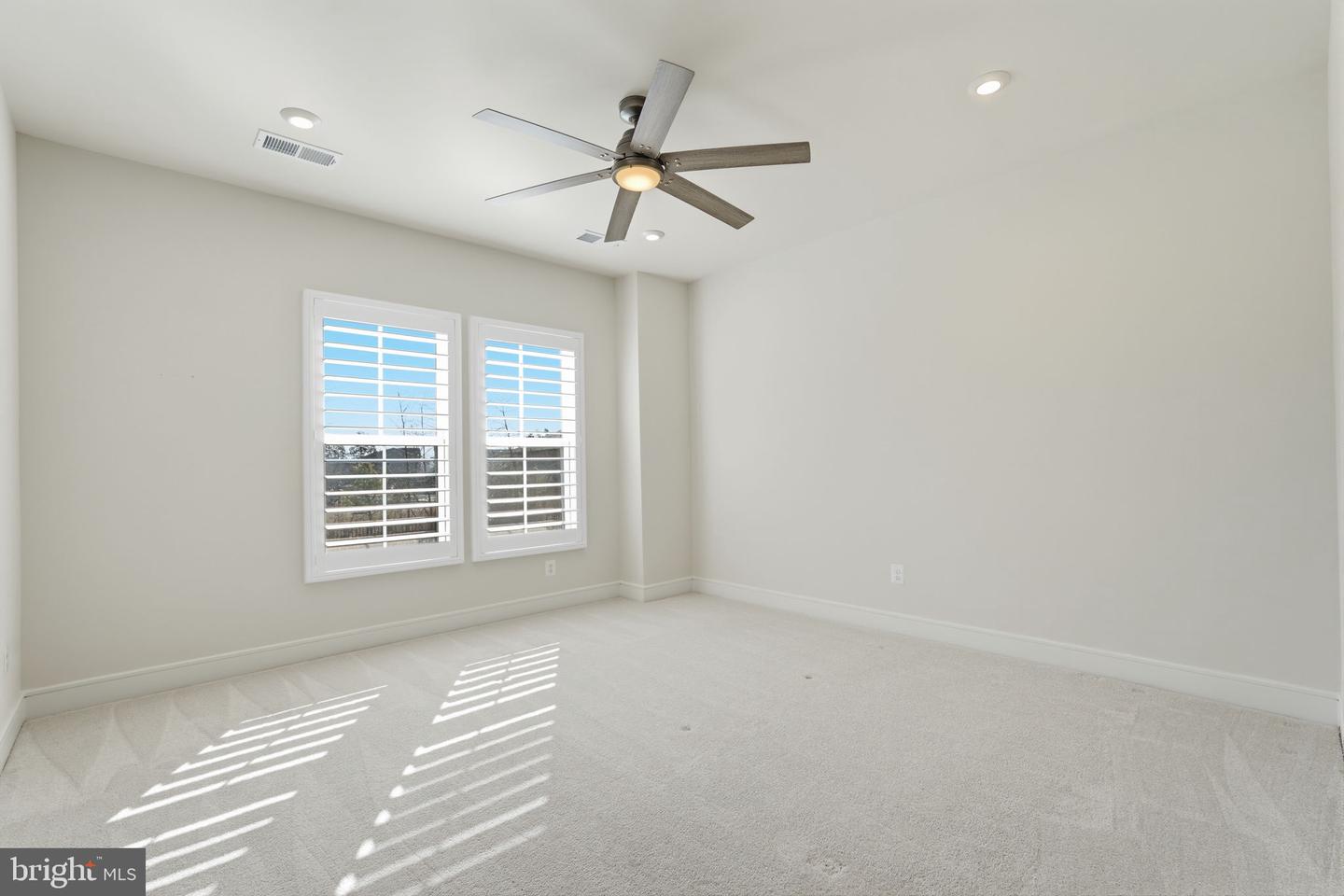 14679 GRAND CRU LOOP, GAINESVILLE, Virginia 20155, 4 Bedrooms Bedrooms, ,3 BathroomsBathrooms,Residential,For sale,14679 GRAND CRU LOOP,VAPW2111400 MLS # VAPW2111400