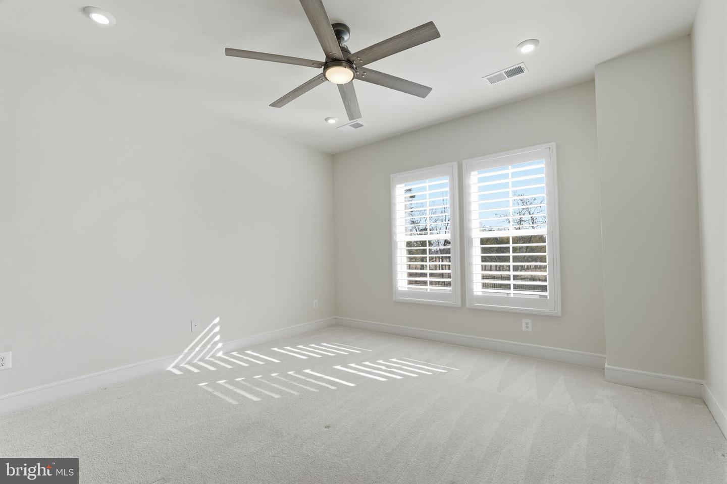 14679 GRAND CRU LOOP, GAINESVILLE, Virginia 20155, 4 Bedrooms Bedrooms, ,3 BathroomsBathrooms,Residential,For sale,14679 GRAND CRU LOOP,VAPW2111400 MLS # VAPW2111400