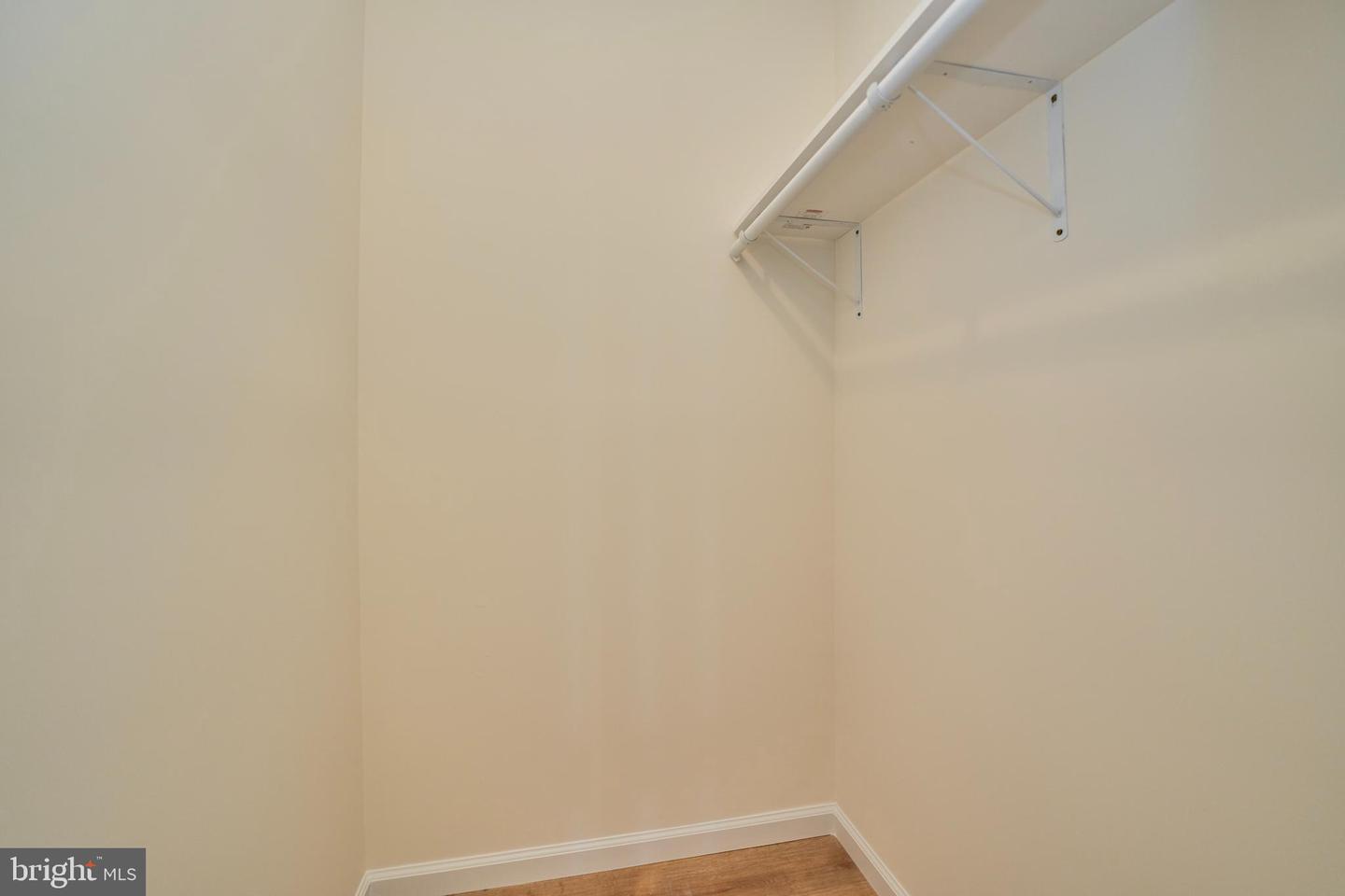 129 FORT EVANS RD SE #C, LEESBURG, Virginia 20175, 2 Bedrooms Bedrooms, ,2 BathroomsBathrooms,Residential,For sale,129 FORT EVANS RD SE #C,VALO2114838 MLS # VALO2114838