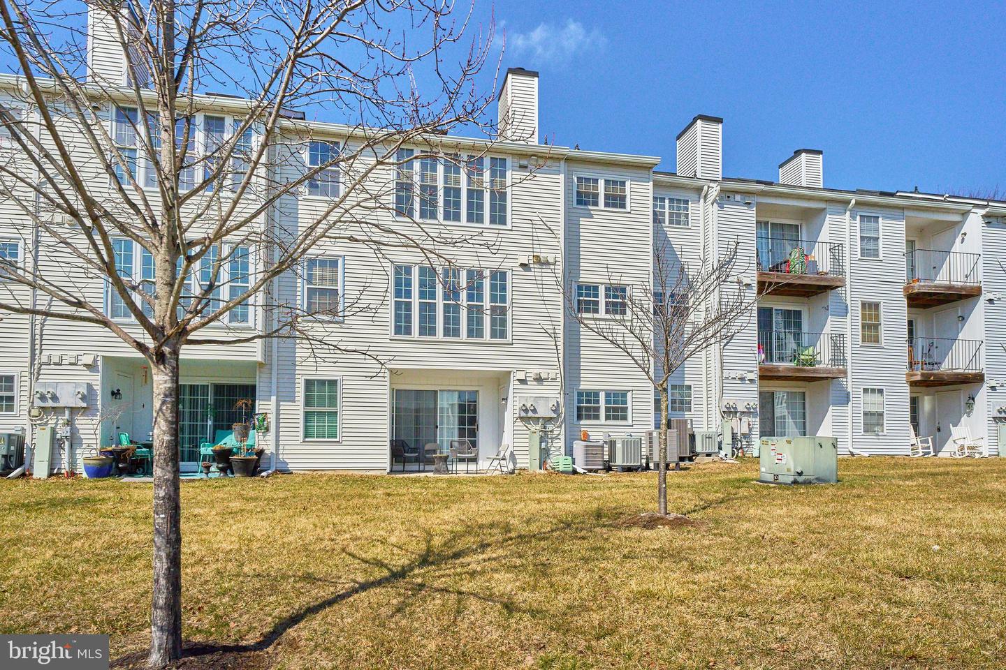 129 FORT EVANS RD SE #C, LEESBURG, Virginia 20175, 2 Bedrooms Bedrooms, ,2 BathroomsBathrooms,Residential,For sale,129 FORT EVANS RD SE #C,VALO2114838 MLS # VALO2114838