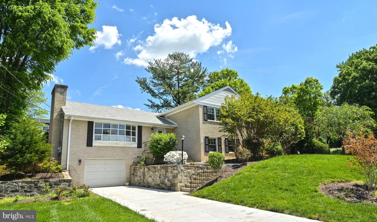 6210 LOCH RAVEN DR, MCLEAN, Virginia 22101, 4 Bedrooms Bedrooms, ,3 BathroomsBathrooms,Residential,For sale,6210 LOCH RAVEN DR,VAFX2287958 MLS # VAFX2287958