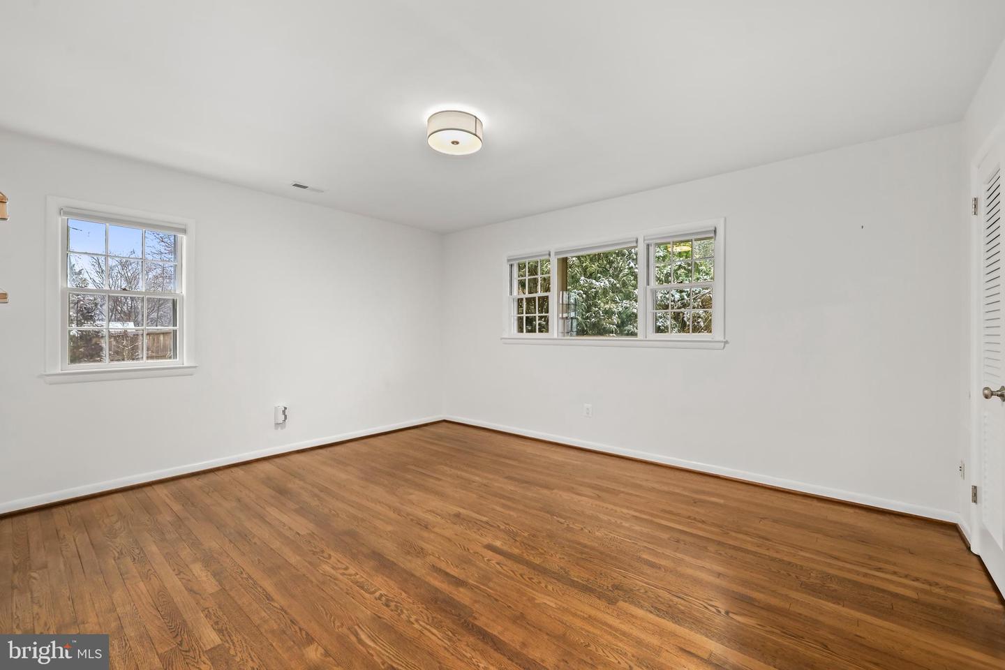 6210 LOCH RAVEN DR, MCLEAN, Virginia 22101, 4 Bedrooms Bedrooms, ,3 BathroomsBathrooms,Residential,For sale,6210 LOCH RAVEN DR,VAFX2287958 MLS # VAFX2287958