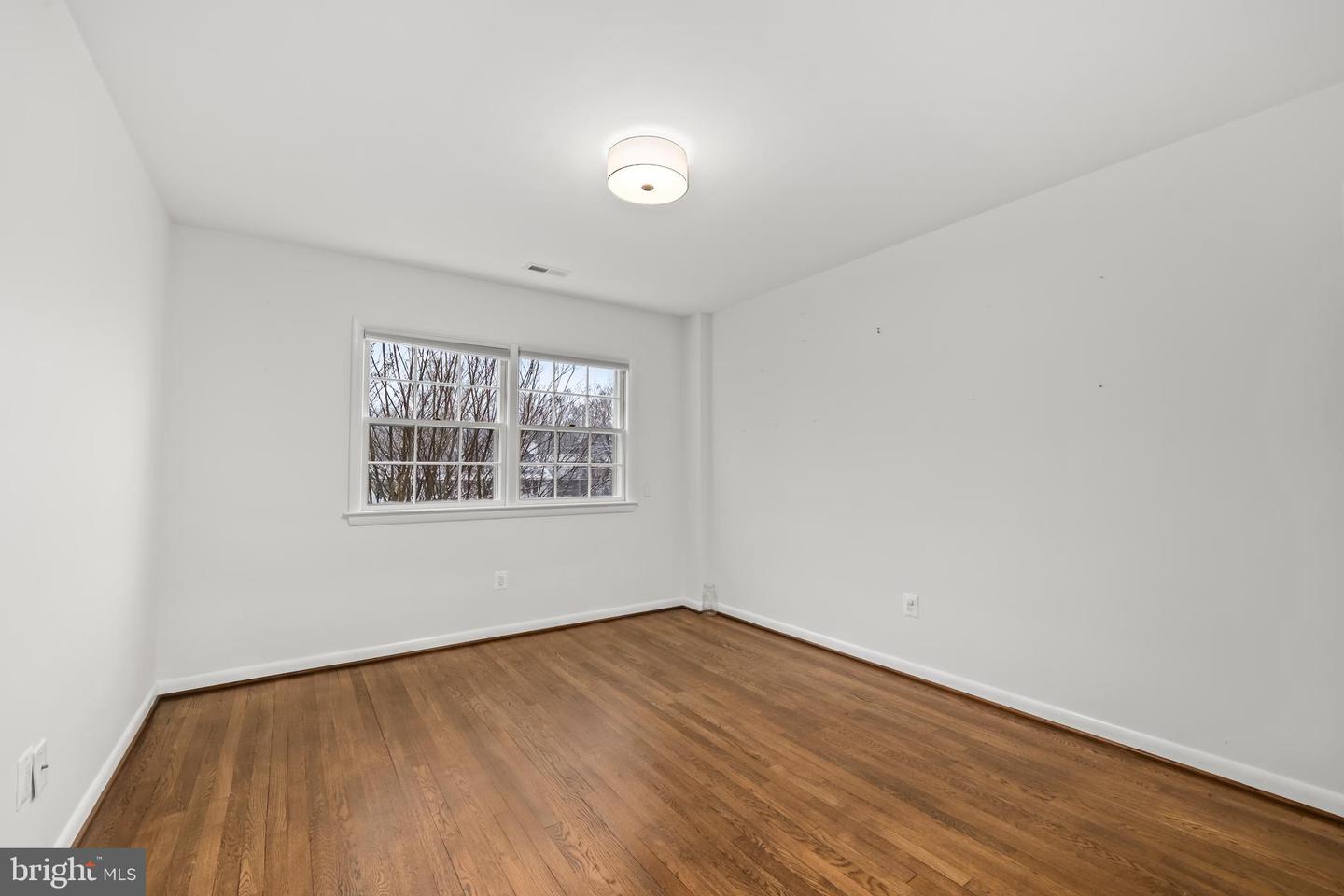 6210 LOCH RAVEN DR, MCLEAN, Virginia 22101, 4 Bedrooms Bedrooms, ,3 BathroomsBathrooms,Residential,For sale,6210 LOCH RAVEN DR,VAFX2287958 MLS # VAFX2287958