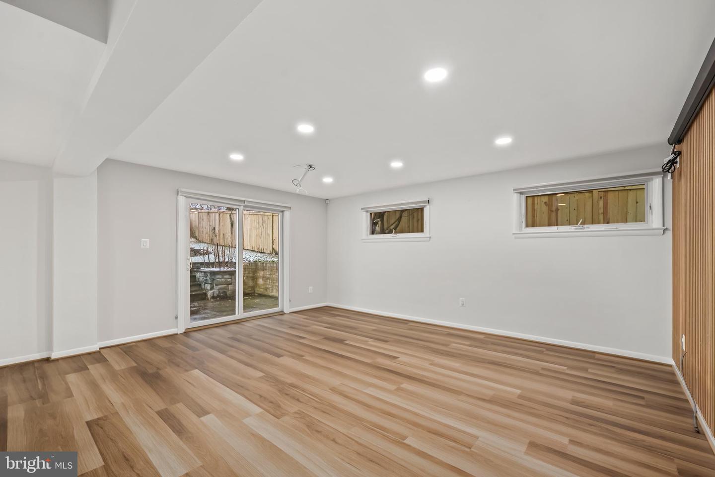 6210 LOCH RAVEN DR, MCLEAN, Virginia 22101, 4 Bedrooms Bedrooms, ,3 BathroomsBathrooms,Residential,For sale,6210 LOCH RAVEN DR,VAFX2287958 MLS # VAFX2287958