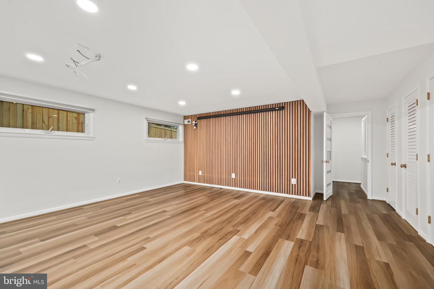 6210 LOCH RAVEN DR, MCLEAN, Virginia 22101, 4 Bedrooms Bedrooms, ,3 BathroomsBathrooms,Residential,For sale,6210 LOCH RAVEN DR,VAFX2287958 MLS # VAFX2287958