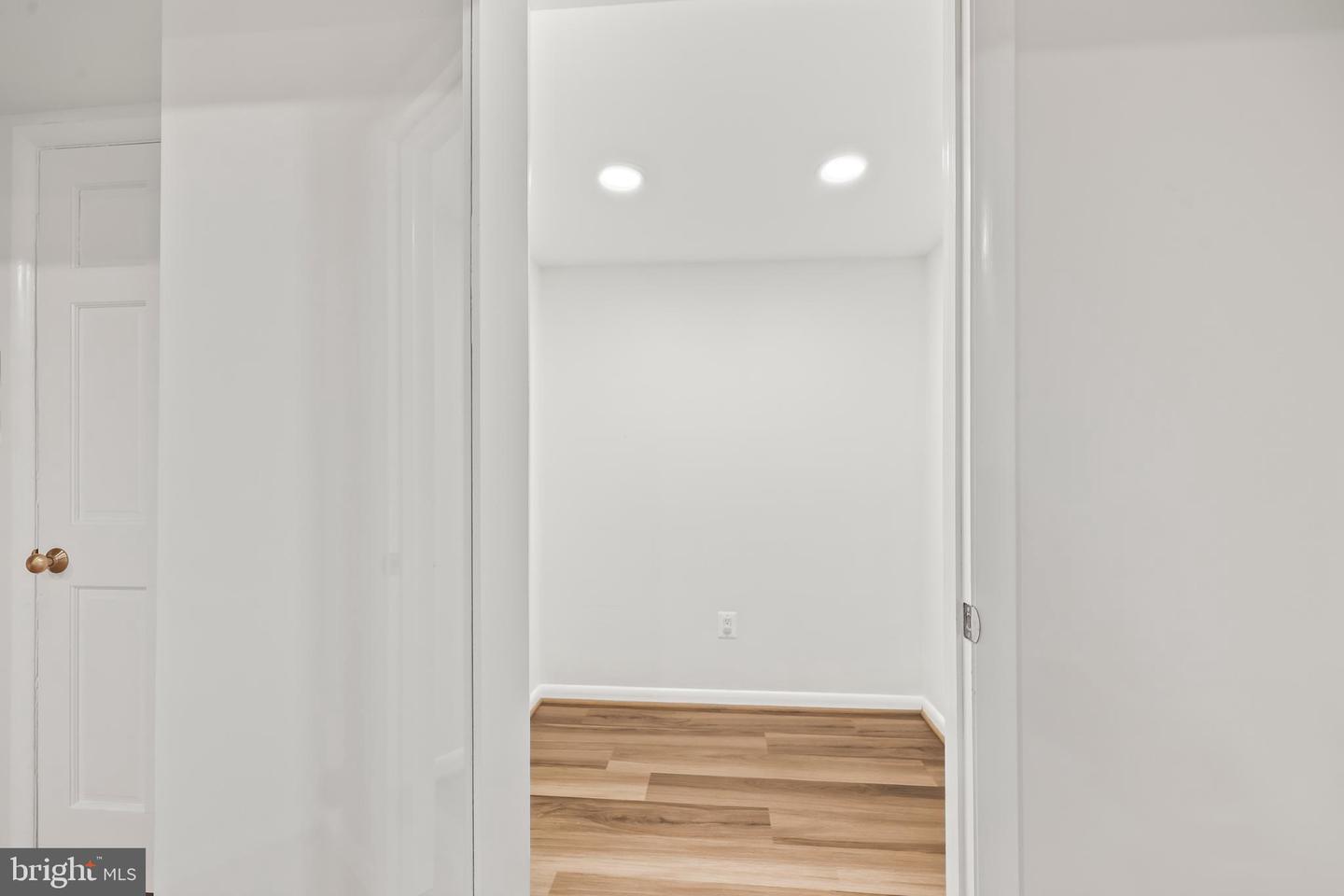 6210 LOCH RAVEN DR, MCLEAN, Virginia 22101, 4 Bedrooms Bedrooms, ,3 BathroomsBathrooms,Residential,For sale,6210 LOCH RAVEN DR,VAFX2287958 MLS # VAFX2287958