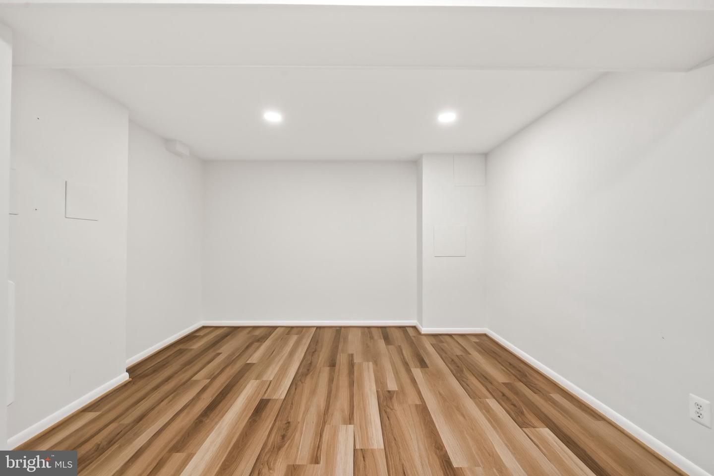 6210 LOCH RAVEN DR, MCLEAN, Virginia 22101, 4 Bedrooms Bedrooms, ,3 BathroomsBathrooms,Residential,For sale,6210 LOCH RAVEN DR,VAFX2287958 MLS # VAFX2287958