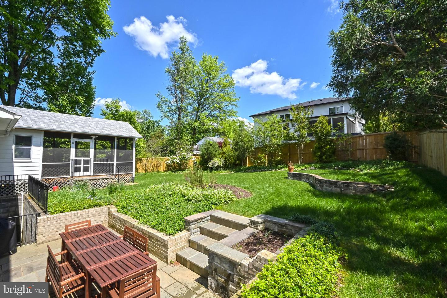 6210 LOCH RAVEN DR, MCLEAN, Virginia 22101, 4 Bedrooms Bedrooms, ,3 BathroomsBathrooms,Residential,For sale,6210 LOCH RAVEN DR,VAFX2287958 MLS # VAFX2287958