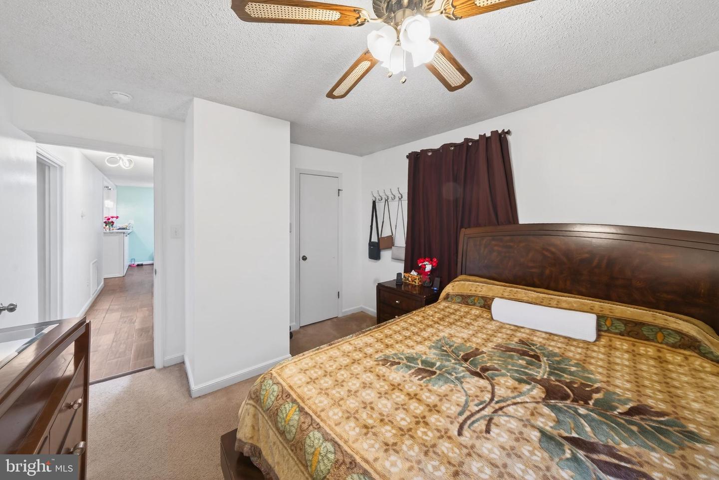 115 OAK VIEW DR SE, LEESBURG, Virginia 20175, 3 Bedrooms Bedrooms, ,2 BathroomsBathrooms,Residential,For sale,115 OAK VIEW DR SE,VALO2114874 MLS # VALO2114874