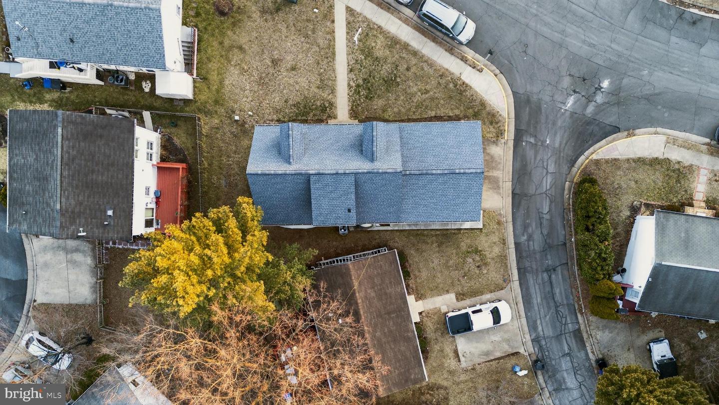 115 OAK VIEW DR SE, LEESBURG, Virginia 20175, 3 Bedrooms Bedrooms, ,2 BathroomsBathrooms,Residential,For sale,115 OAK VIEW DR SE,VALO2114874 MLS # VALO2114874