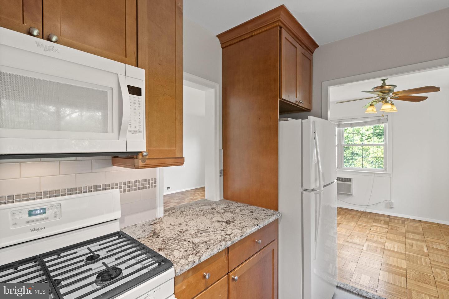 3282 MARTHA CUSTIS DR, ALEXANDRIA, Virginia 22302, 1 Bedroom Bedrooms, ,1 BathroomBathrooms,Residential,For sale,3282 MARTHA CUSTIS DR,VAAX2053636 MLS # VAAX2053636