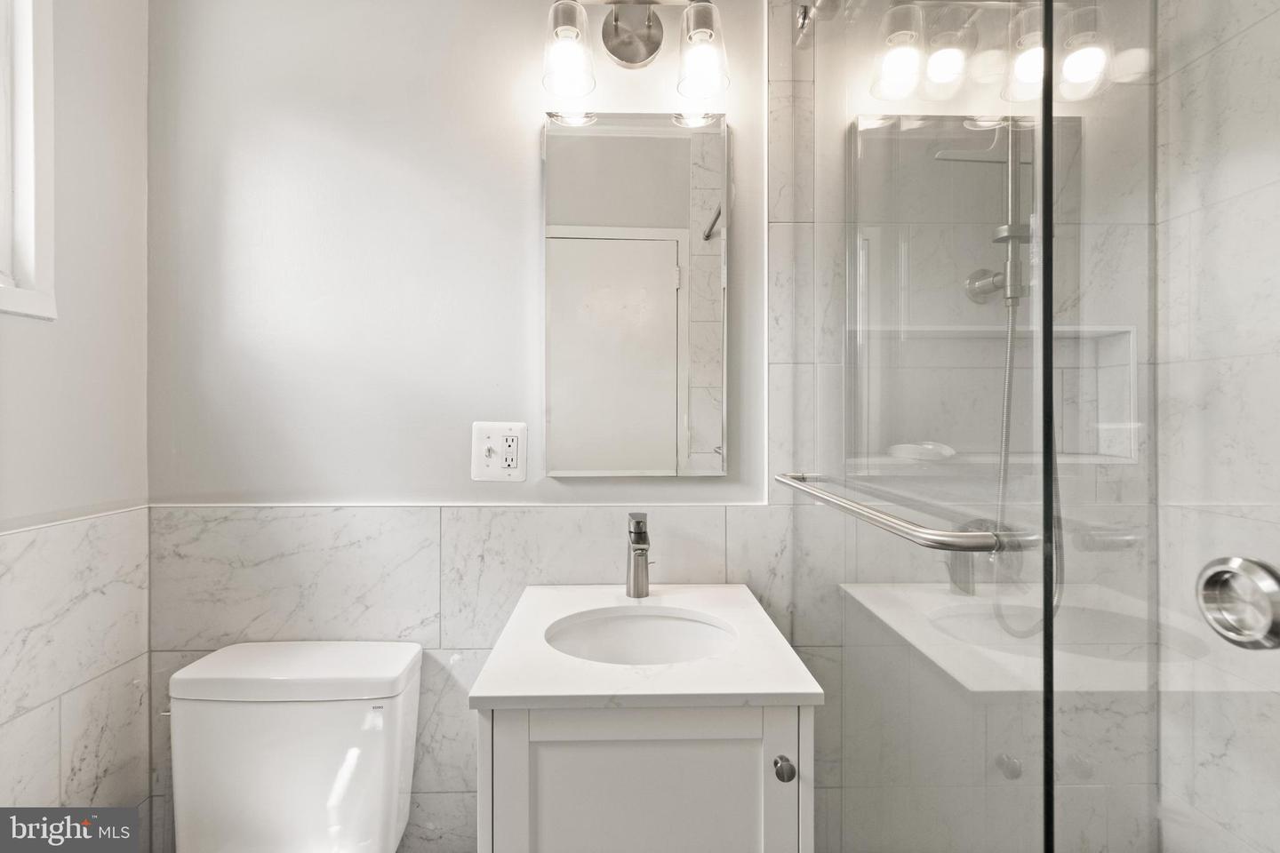 3282 MARTHA CUSTIS DR, ALEXANDRIA, Virginia 22302, 1 Bedroom Bedrooms, ,1 BathroomBathrooms,Residential,For sale,3282 MARTHA CUSTIS DR,VAAX2053636 MLS # VAAX2053636