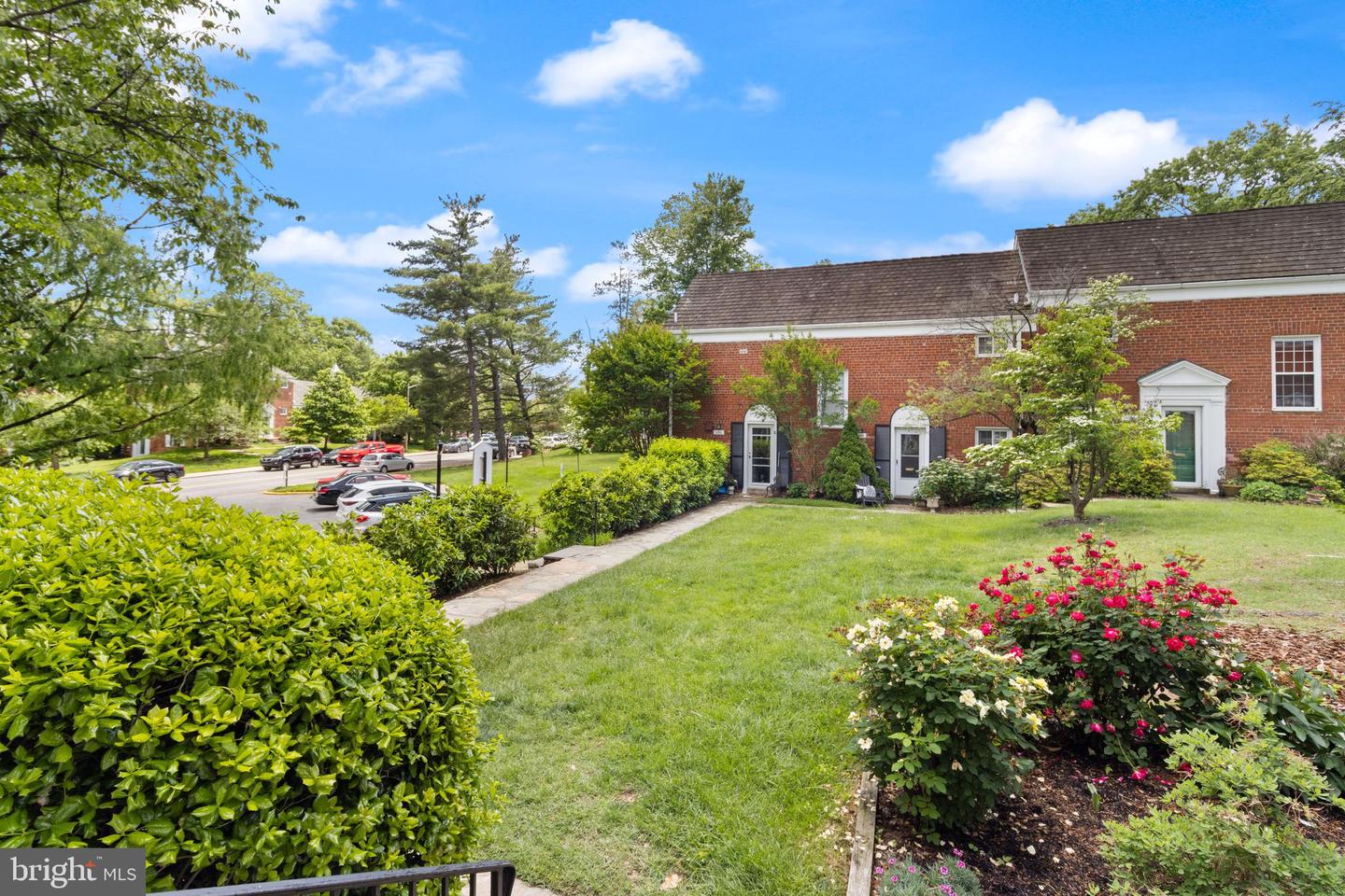 3282 MARTHA CUSTIS DR, ALEXANDRIA, Virginia 22302, 1 Bedroom Bedrooms, ,1 BathroomBathrooms,Residential,For sale,3282 MARTHA CUSTIS DR,VAAX2053636 MLS # VAAX2053636