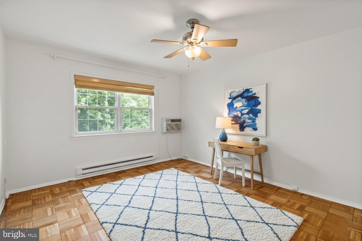 3282 MARTHA CUSTIS DR, ALEXANDRIA, Virginia 22302, 1 Bedroom Bedrooms, ,1 BathroomBathrooms,Residential,For sale,3282 MARTHA CUSTIS DR,VAAX2053636 MLS # VAAX2053636