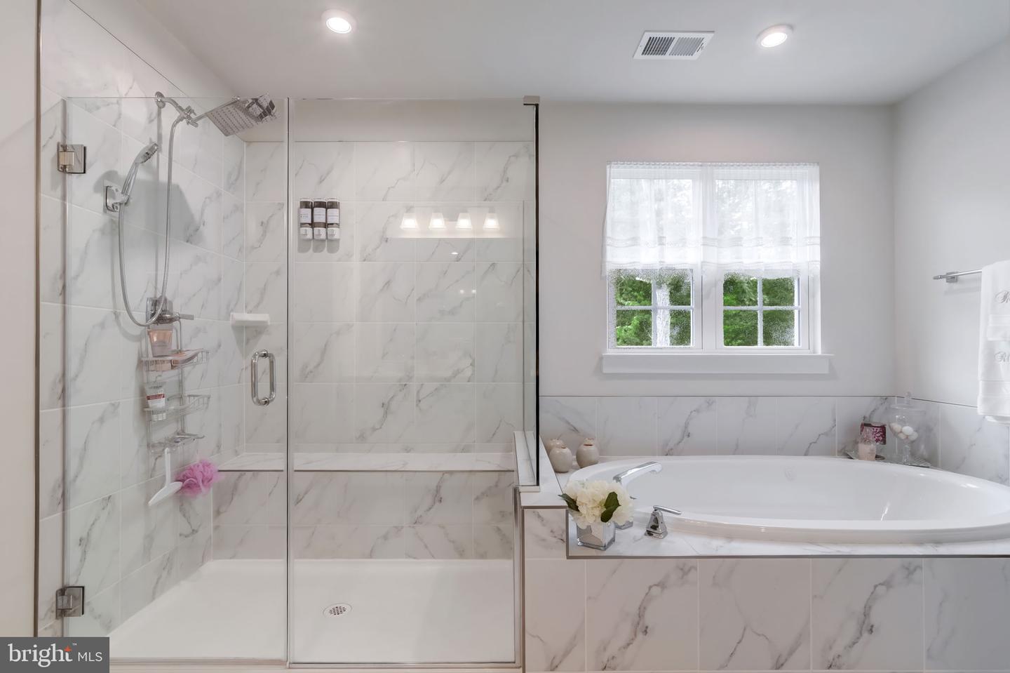 11316 OAKVILLE LN, SPOTSYLVANIA, Virginia 22551, 4 Bedrooms Bedrooms, ,3 BathroomsBathrooms,Residential,For sale,11316 OAKVILLE LN,VASP2038940 MLS # VASP2038940