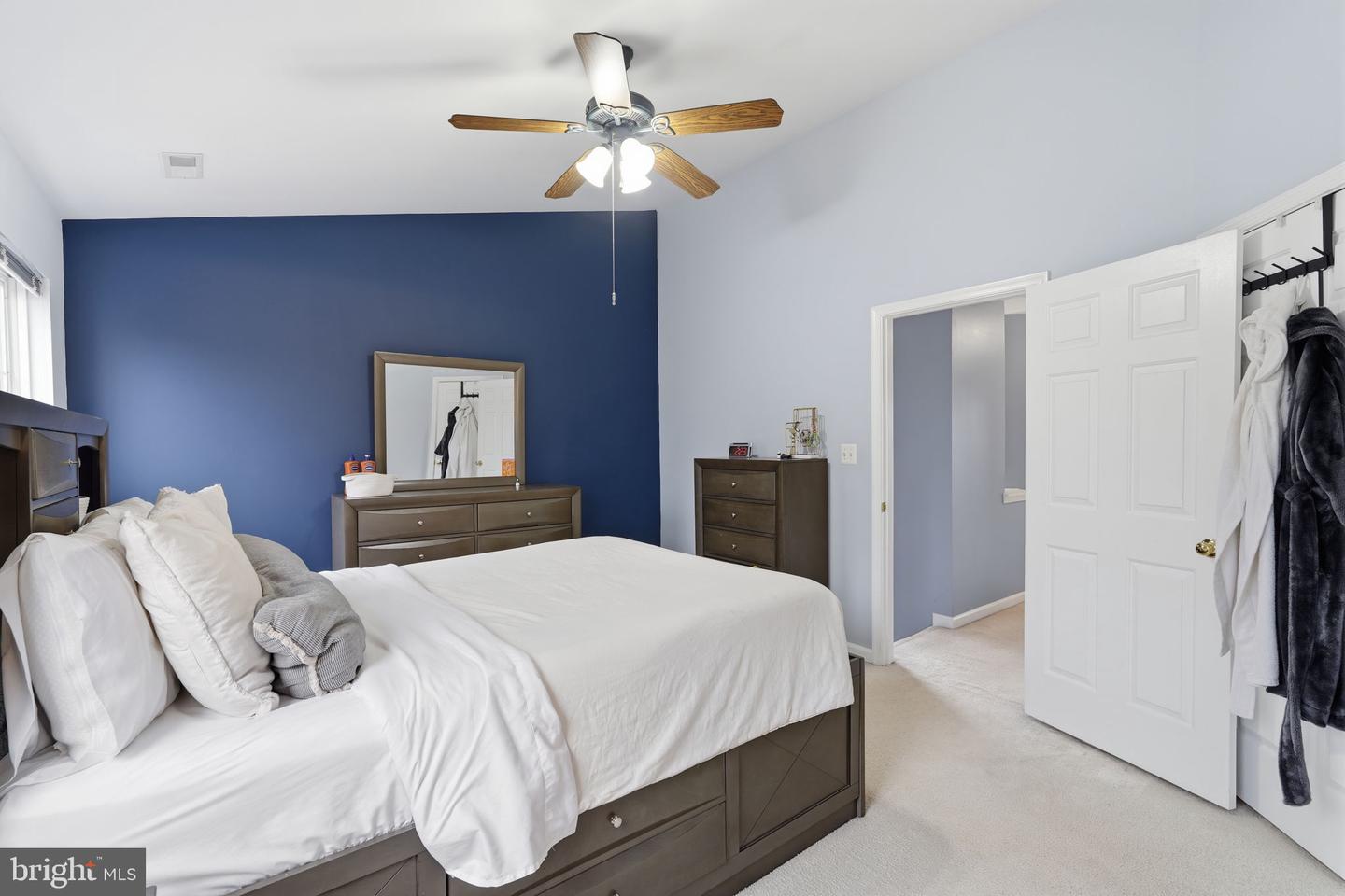 6992 MANAHOAC PL, GAINESVILLE, Virginia 20155, 3 Bedrooms Bedrooms, ,2 BathroomsBathrooms,Residential,For sale,6992 MANAHOAC PL,VAPW2111490 MLS # VAPW2111490