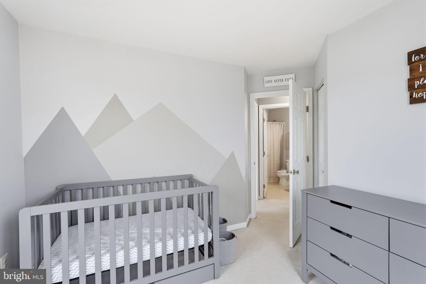 6992 MANAHOAC PL, GAINESVILLE, Virginia 20155, 3 Bedrooms Bedrooms, ,2 BathroomsBathrooms,Residential,For sale,6992 MANAHOAC PL,VAPW2111490 MLS # VAPW2111490