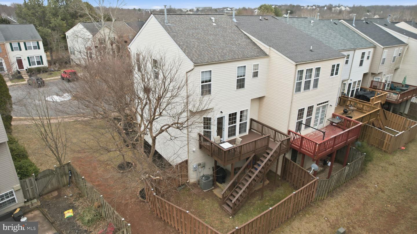 6992 MANAHOAC PL, GAINESVILLE, Virginia 20155, 3 Bedrooms Bedrooms, ,2 BathroomsBathrooms,Residential,For sale,6992 MANAHOAC PL,VAPW2111490 MLS # VAPW2111490