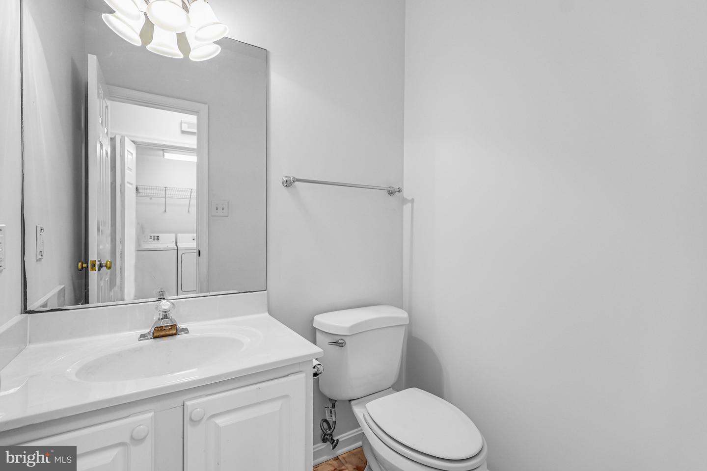 6241 CLARA EDWARD TER, ALEXANDRIA, Virginia 22310, 2 Bedrooms Bedrooms, ,2 BathroomsBathrooms,Residential,For sale,6241 CLARA EDWARD TER,VAFX2288198 MLS # VAFX2288198