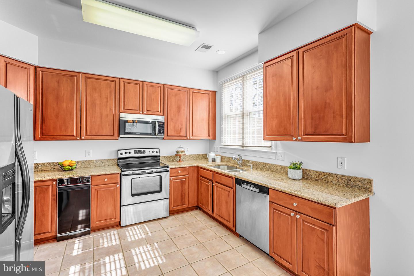 6241 CLARA EDWARD TER, ALEXANDRIA, Virginia 22310, 2 Bedrooms Bedrooms, ,2 BathroomsBathrooms,Residential,For sale,6241 CLARA EDWARD TER,VAFX2288198 MLS # VAFX2288198