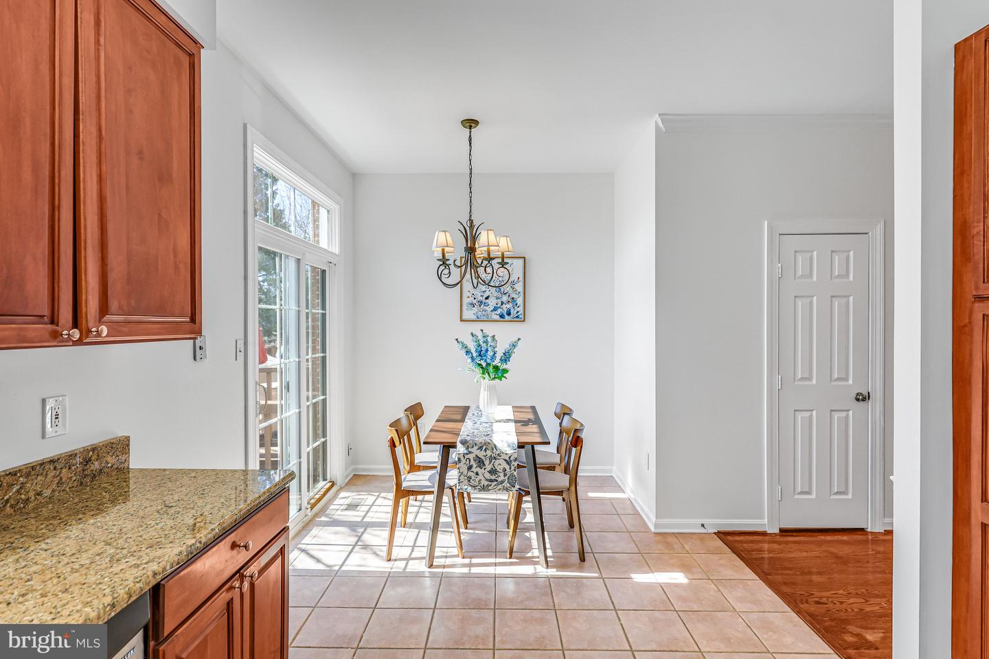 6241 CLARA EDWARD TER, ALEXANDRIA, Virginia 22310, 2 Bedrooms Bedrooms, ,2 BathroomsBathrooms,Residential,For sale,6241 CLARA EDWARD TER,VAFX2288198 MLS # VAFX2288198