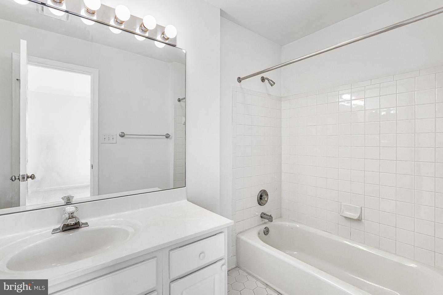 6241 CLARA EDWARD TER, ALEXANDRIA, Virginia 22310, 2 Bedrooms Bedrooms, ,2 BathroomsBathrooms,Residential,For sale,6241 CLARA EDWARD TER,VAFX2288198 MLS # VAFX2288198