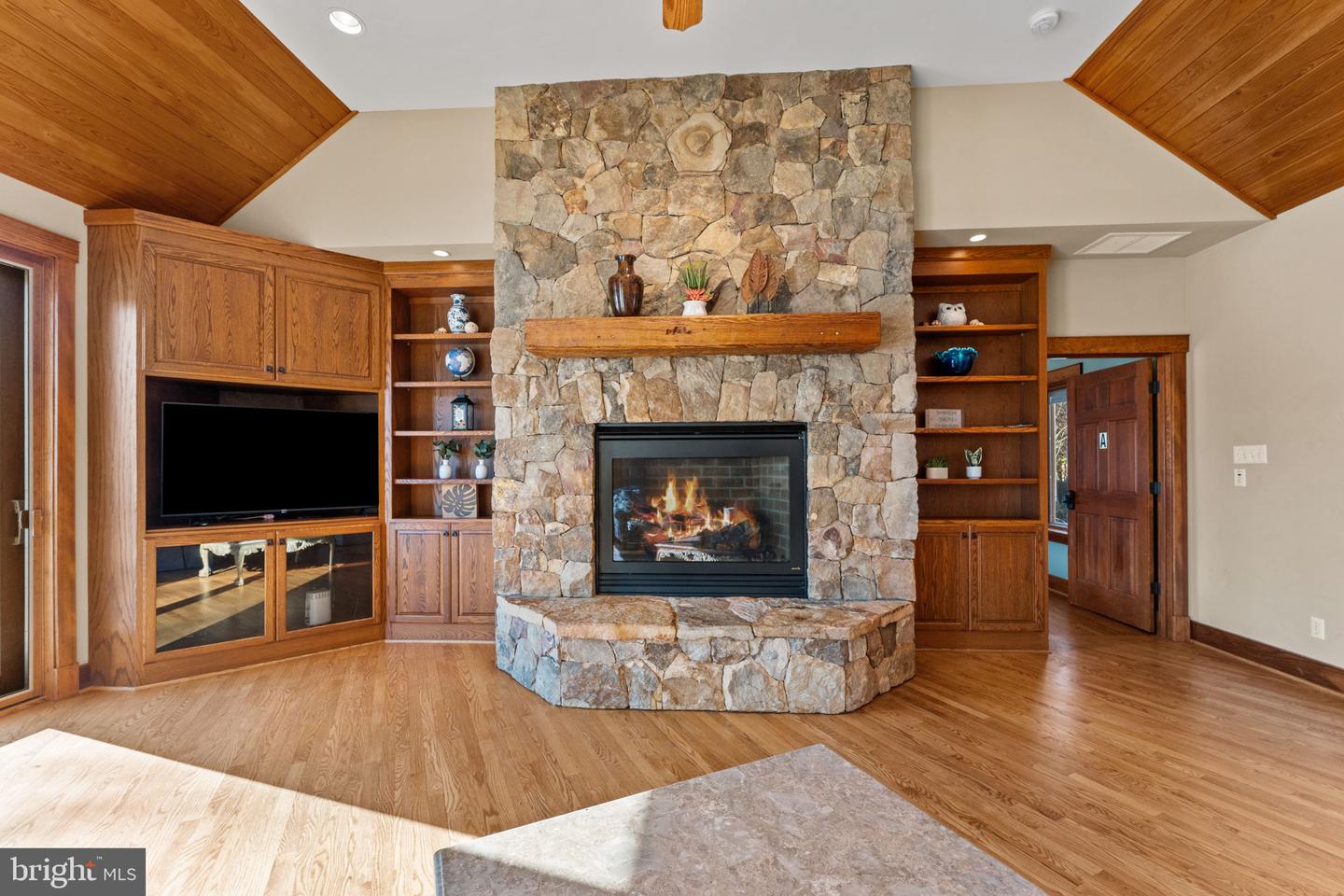 3535 MEADOW RD, SANDSTON, Virginia 23150, 5 Bedrooms Bedrooms, ,4 BathroomsBathrooms,Residential,For sale,3535 MEADOW RD,VAHN2001160 MLS # VAHN2001160